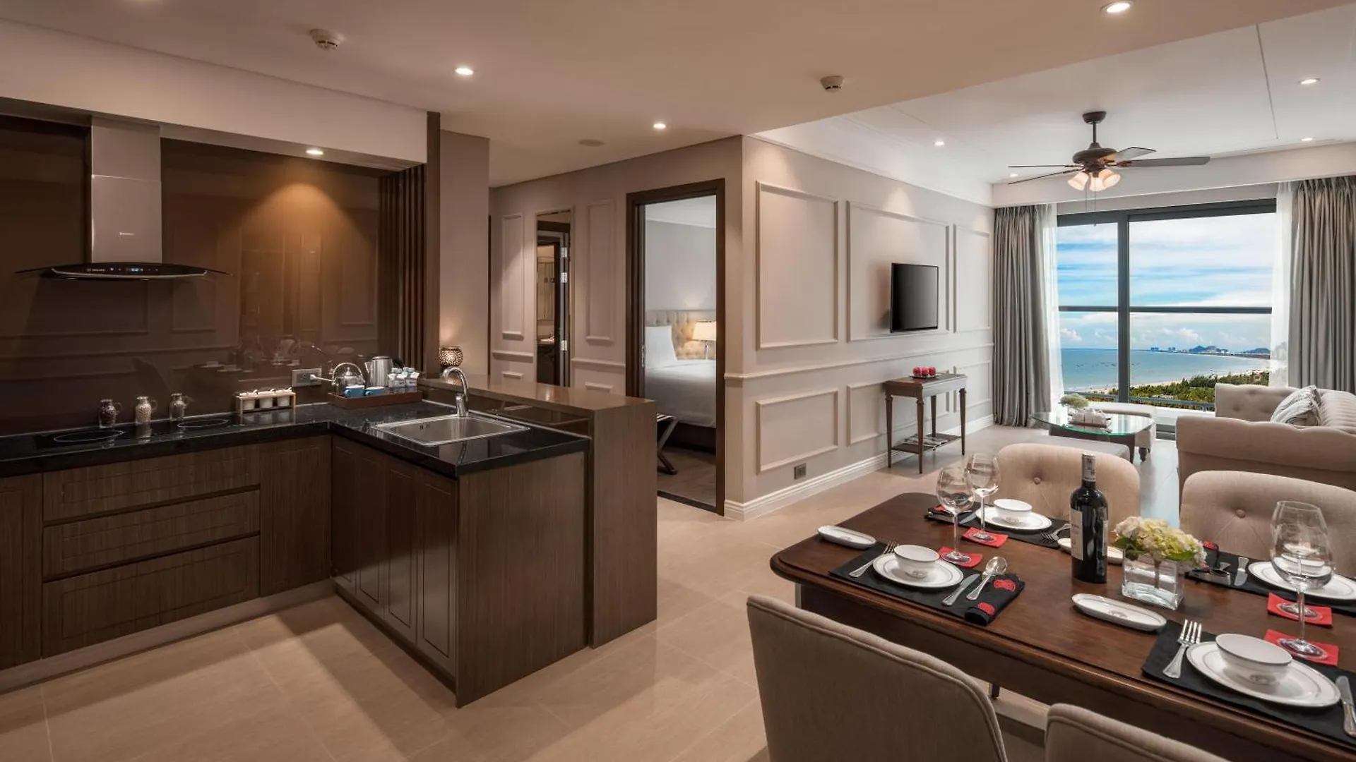 Beachfront Luxury Apartment - Rooftop Pool - Da Nang 0*,
